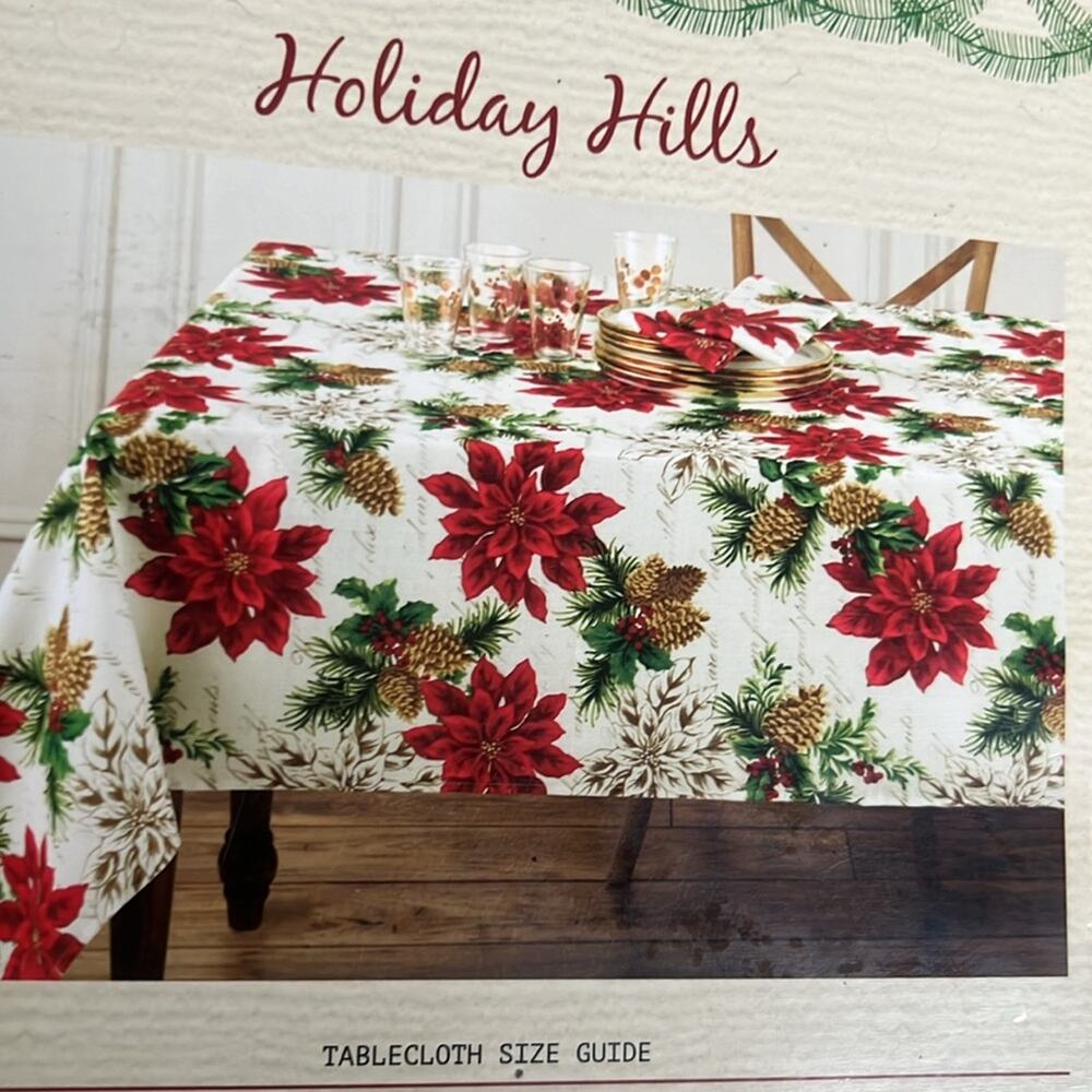 HOLIDAY HILLS ROUND TABLECLOTH NWT SIZE 70in